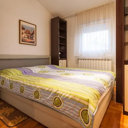 Apartment Aldo * Pula