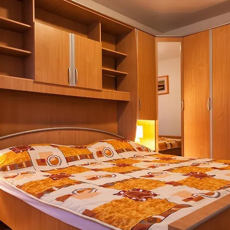 Apartment Aldo Apartman *